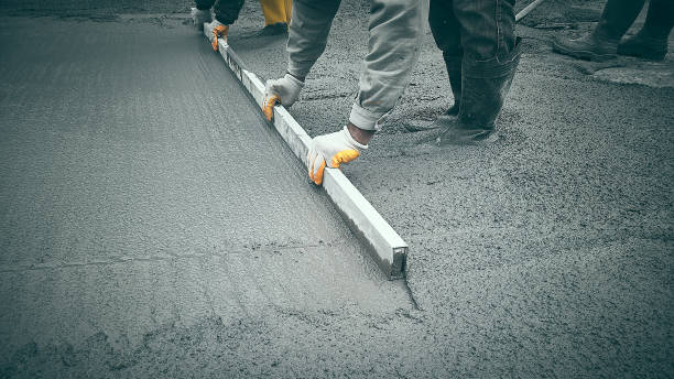 Best Concrete Driveway Installation  in Clay Center, KS
